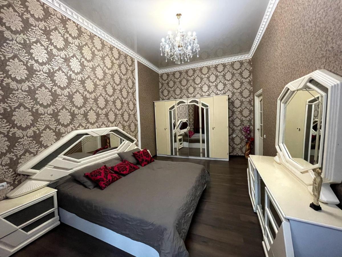 Appartamento Amazing Heart Of Kiev Esterno foto